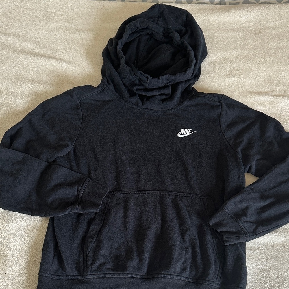 Nike Women’s Dark Blue Hoodie Sweater, Medium